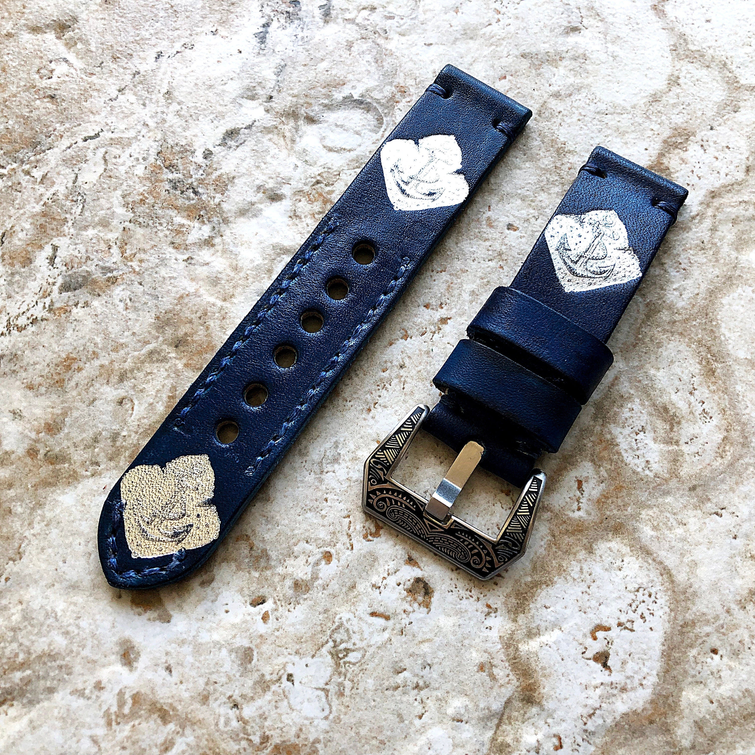 Anchor SBL Vintage Style Band 22mm 24mm 25mm Compatible with Apple Watch Fitbit Versa 2 3 4 Sense 2 Ionic Accented Embossed Leather Strap